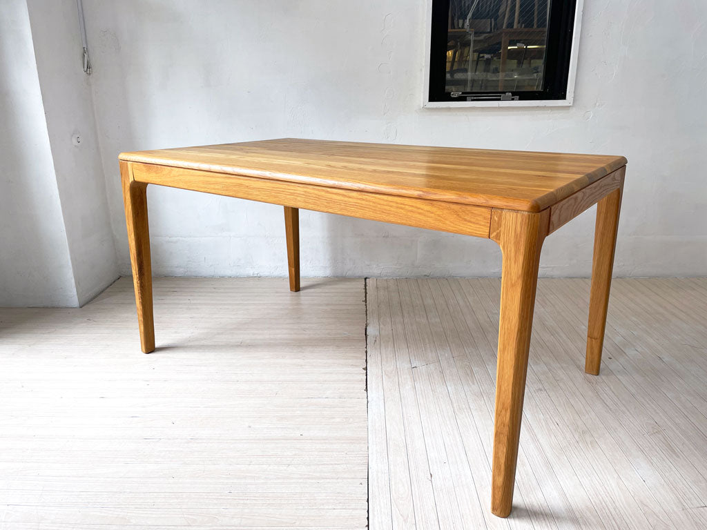 ノーウェアライクホーム NOWHERE LIKE HOM バレッタダイニングテーブル BARRETTE DINING TABLE オーク無垢材 関家具 北欧スタイル 中古品 買い取りしました。