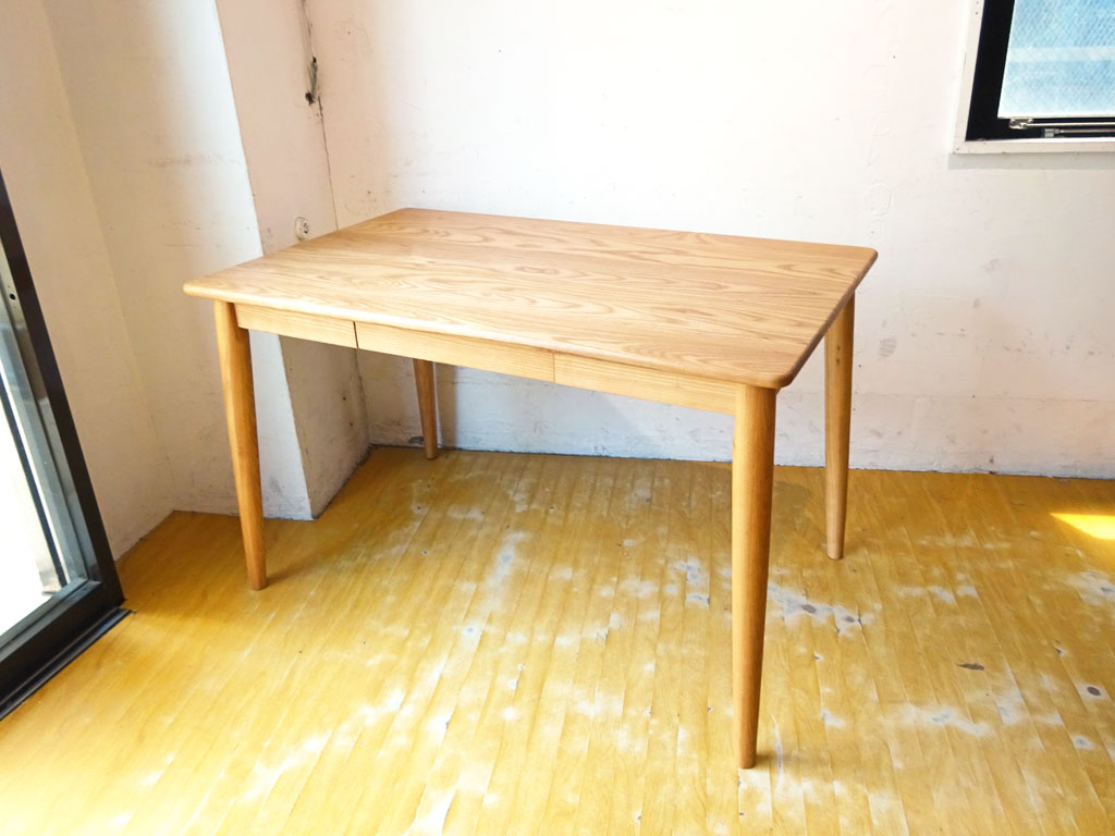 北欧スタイル ナチュラルモダンデザイン オリック OLIK アッシュ材 ダイニングテーブル 幅115cm ドロワー付 中古品 買い取りしました。