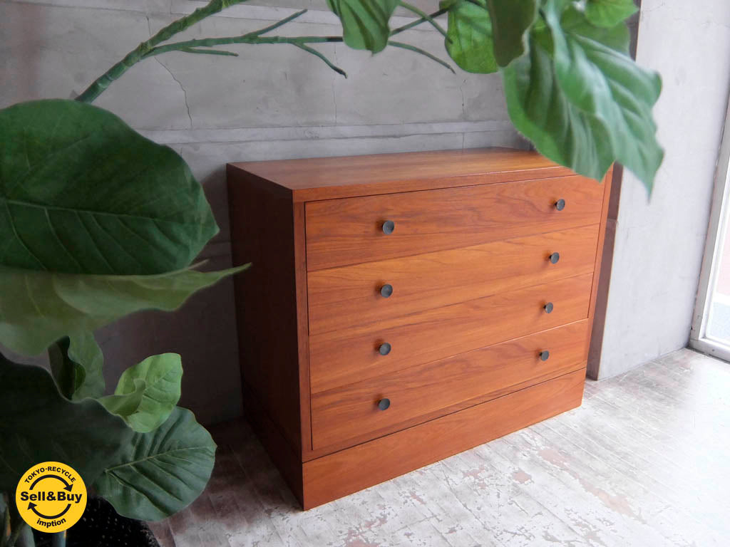 ジャパンビンテージ チーク材 4段チェスト ～私も気になっています。。。～ 【 買取と販売とレンタルのお店 】