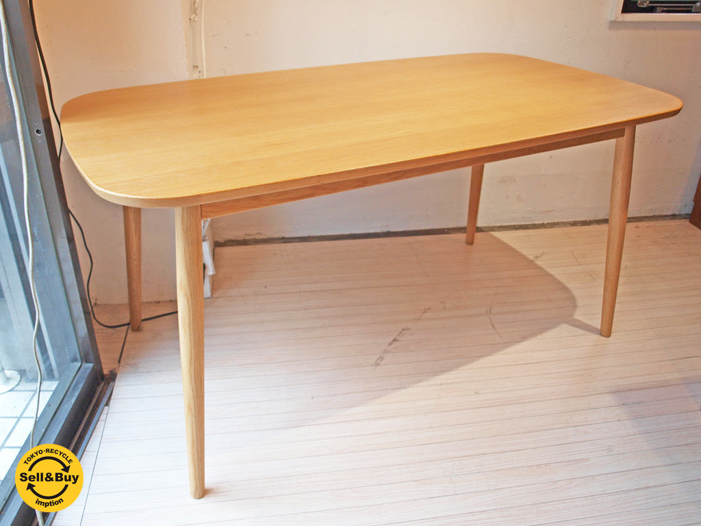 無印良品 MUJI 丸脚シリーズ ダイニングテーブル オーク材 W150 中古品 買い取りしました。下北沢店 出張買取もお任せ下さい。