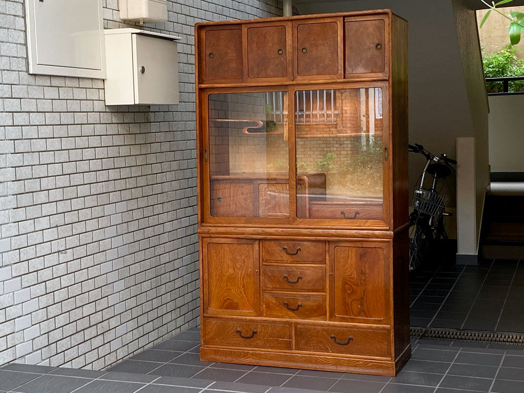 ジャパンビンテージ 水屋箪笥 食器棚 キャビネット 引き戸 抽斗 古家具 木味 中古品 買い取りしました。