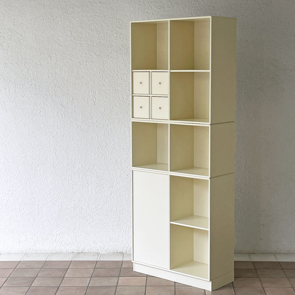  【用賀店】モンタナ MONTANA システムシェルフユニット SYSTEM SHELF UNIT 4ユニット キャビネット 木製1扉付＆4ドロワー付＆2段ラック＋ベース デンマーク 買取させていただきました。
