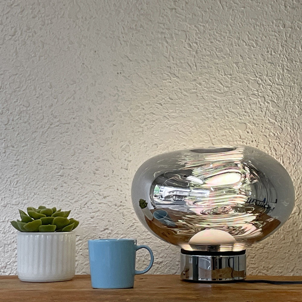  【用賀店】トムディクソン Tom Dixon メルト ミニ サーフェイス 内蔵LED テーブルライト Melt Mini Surface LED クローム 間接照明 定価170,500円 買取させていただきました。