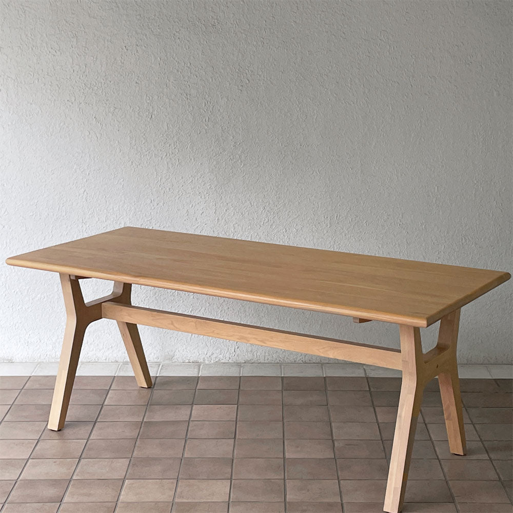  【用賀店】ダブルティー WTW アペルト APERTO ダイニングテーブル 天然木 W185cm 西海岸 ウエストコースト 廃番 買取させていただきました。
