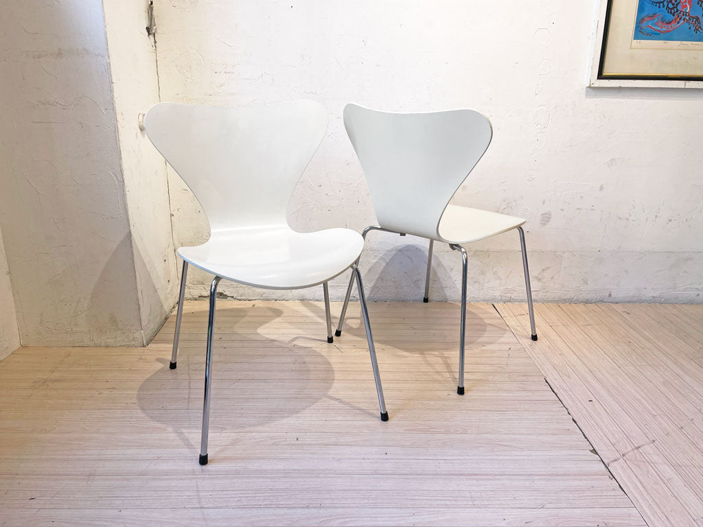 フリッツハンセン Fritz Hansen セブンチェア ダイニングチェア スタッキングチェア ラッカーホワイト 1990年製 アルネ・ヤコブセン デンマーク 北欧家具 中古品 買い取りしました。