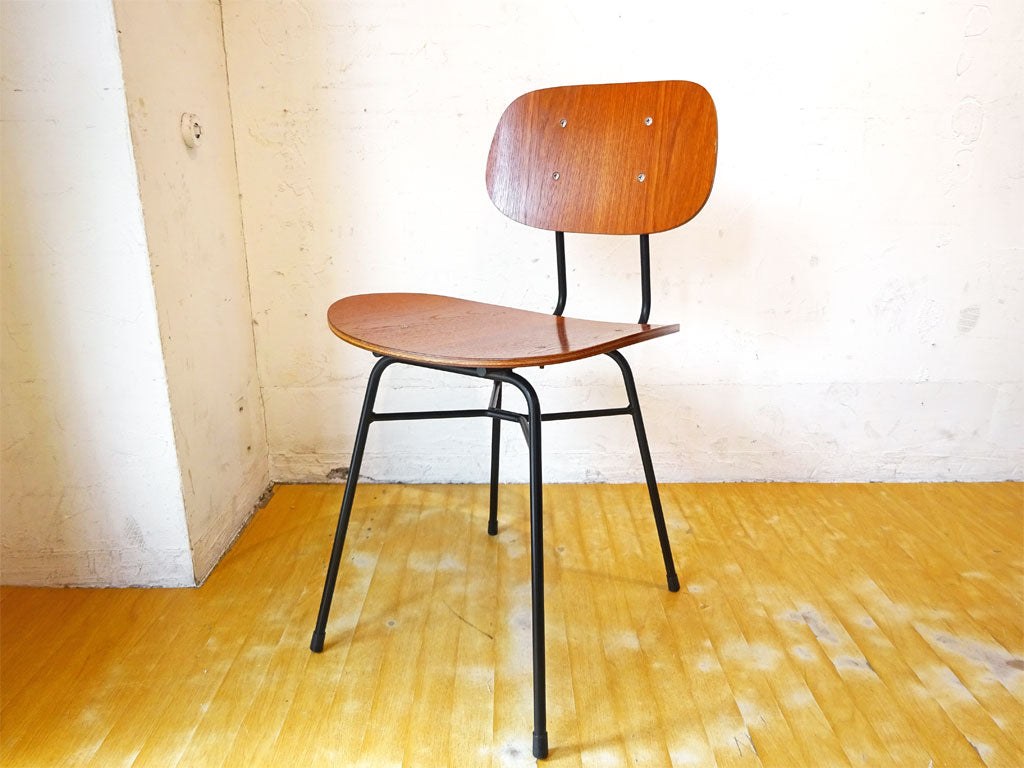 グラフ graf プランクトンチェア Plankton chair チーク材 スチール ダイニングチェア カフェチェア インダストリアル 中古品 買い取りしました。