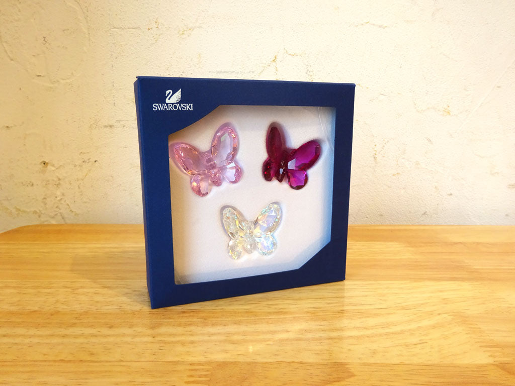 スワロフスキー Swarovski クリスタル バタフライ Cristal Butterfly 蝶 オブジェ フィギュリン 3色 未使用 中古品 買い取りしました。