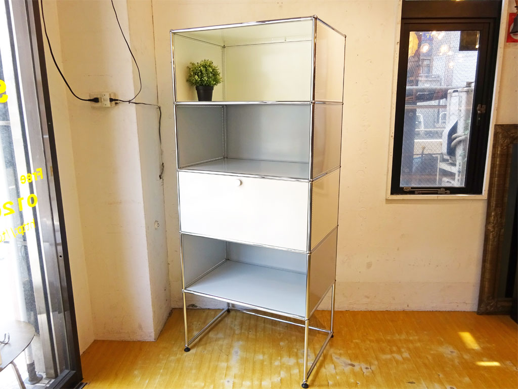 USMハラー USM Haller モジュラーファニチャー ハラーシステム キャビネット 1列4段 ドロップダウンドア ホワイト×ライトグレー ツートン 中古品 買い取りしました。