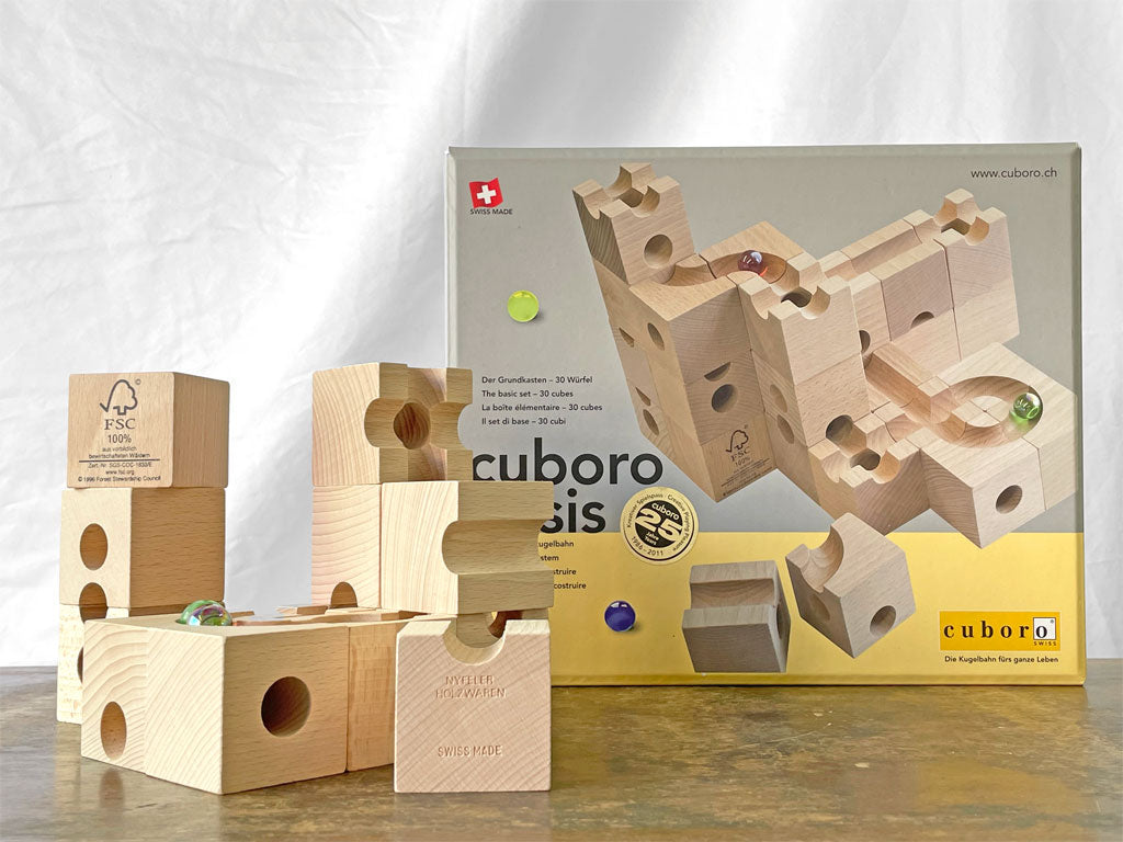 キュボロ cuboro ベーシス basis 30ピース ビー玉3個 積木 ビーチ無垢材 知育玩具 旧パッケージ 25years 限定パッケージ 箱付き スイス 中古品 買い取りしました。