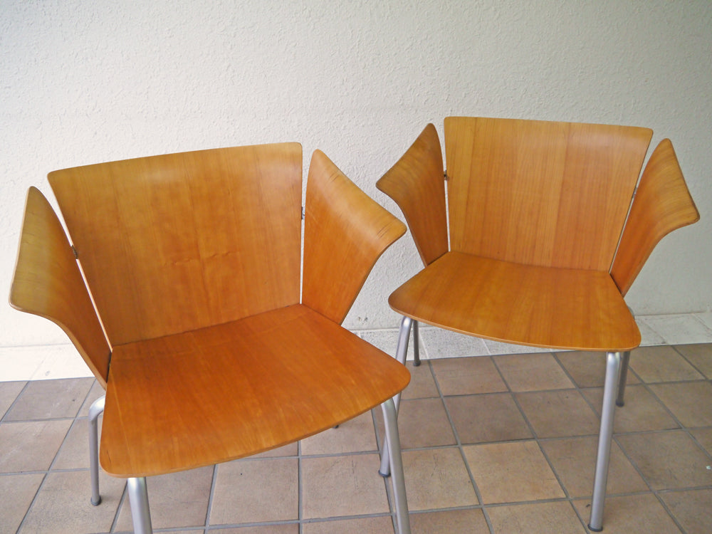 フリッツハンセン Fritz Hansen VM1 ヴィコチェア VICO Chair ヴィコ・マジストレッティ スタッキング チェリー プライウッド 参考価格¥136,000～ ×2脚 デンマーク製 廃番 希少品 中古品 買い取りしました。