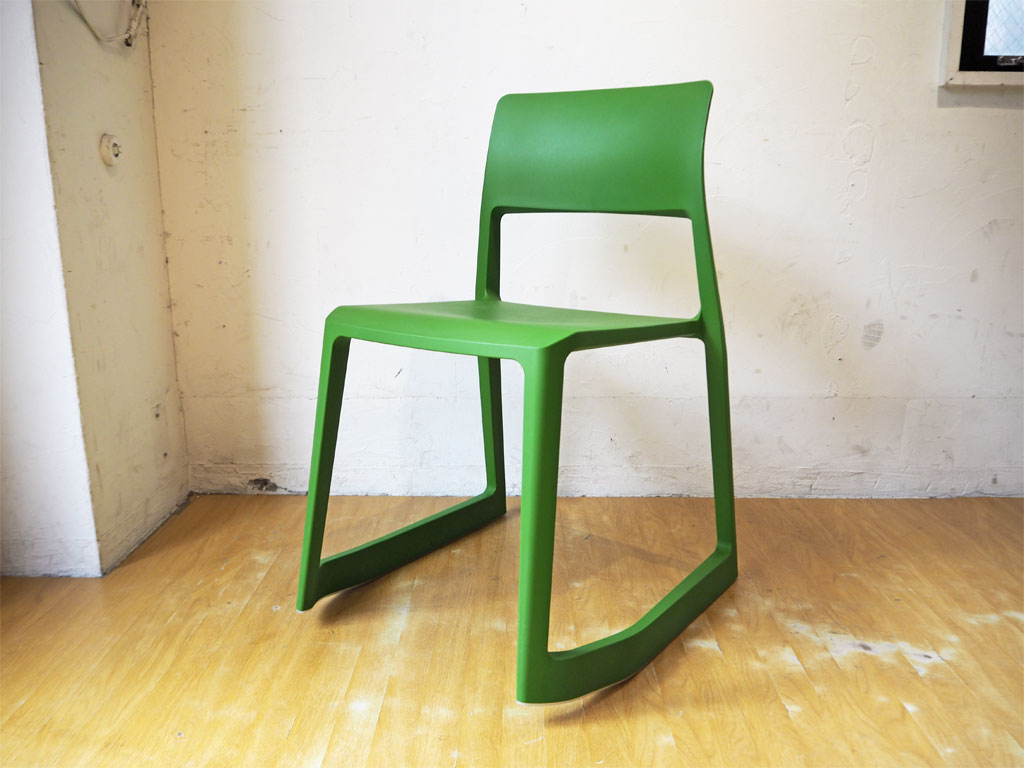 ヴィトラ vitra ティップトン TipTon チェア ロッキング インダストリアルグリーン スタッキング バーバー・オズガビー A 中古品 買い取りしました。