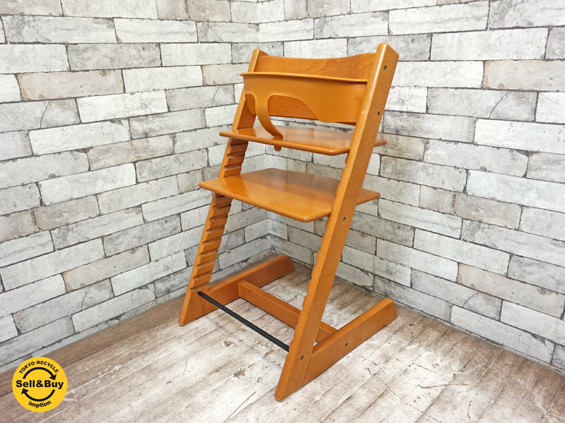 ストッケ STOKKE ベビーチェア 子供椅子 キッズチェア ステップアップチェア 新型 & ガード付き トリップトラップ TRIPP TRAPP チェリーカラー 正規シリアルNo.あり 買い取りしました。 用賀店 出張買取もお任せ下さい。