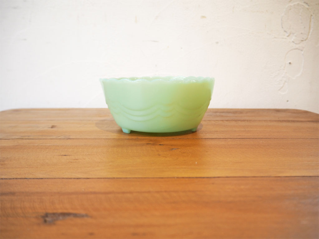 ファイヤーキング Fire King ジェダイ Jade-ite フッテッドボウル Footed Bowl オーブンプルーフ oven-proof フルーツボウル ビンテージ 中古品 買い取りしました。