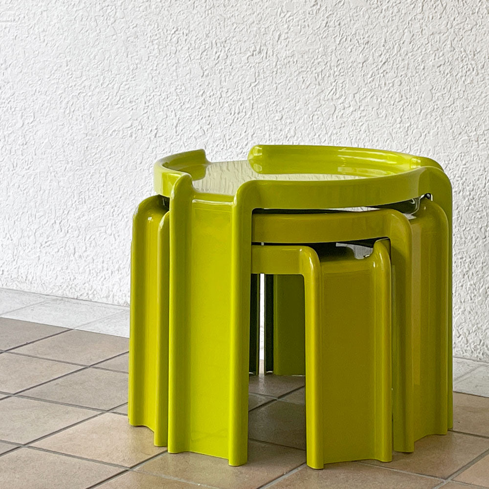  【用賀店】カルテル Kartell ネストテーブル Nesting Tables ジオット・ストッピーノ 3点セット ライムグリーン イタリアモダン オーストラリア製 希少 買取させていただきました。