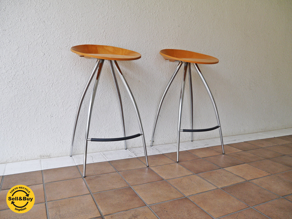 マジス MAGIS ライラスツール Lyra Stool M ハイチェア ハイスツール カウンターチェア ビーチ材 定価￥54,000- 廃盤 希少 2脚  買い取りしました。