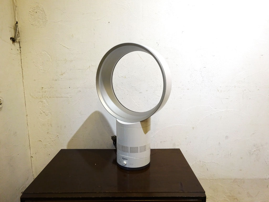 ダイソン dyson テーブルファン Table fan エアーマルチプライヤー air multiplier AM01 2010年製 正規代理店購入品 中古品 買い取りしました。