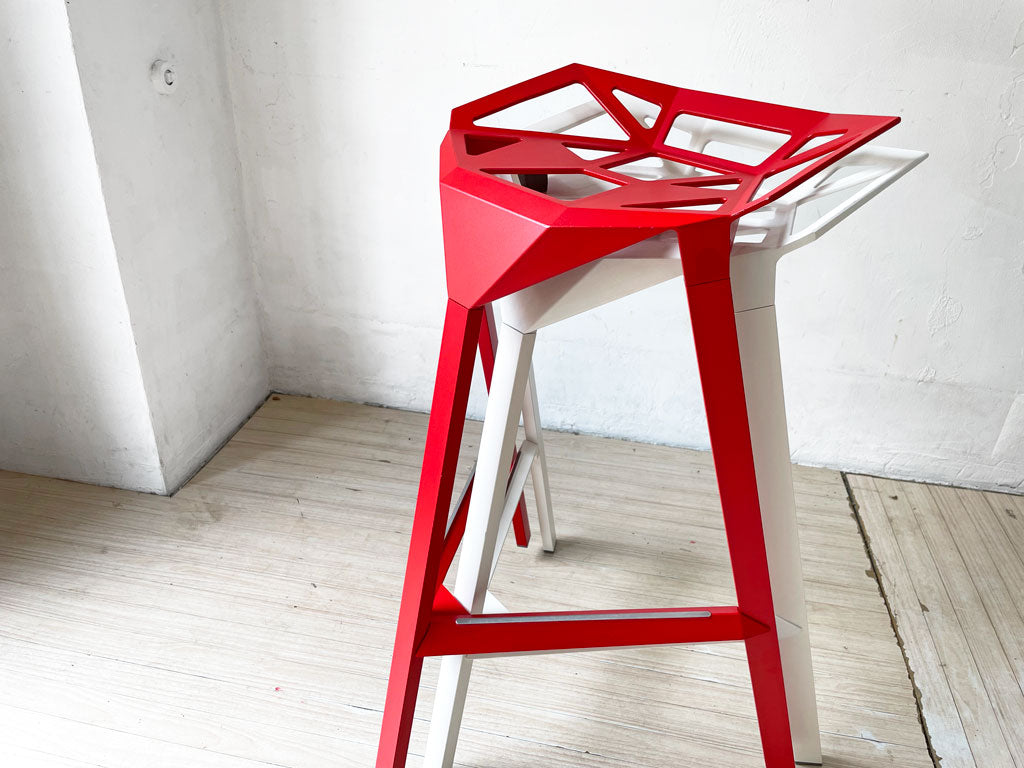 マジス MAGIS スツールワン STOOL_ONE カウンターチェア ハイスツール スタッキング コンスタンチン・グルチッチ イタリア 中古品 買い取りしました。