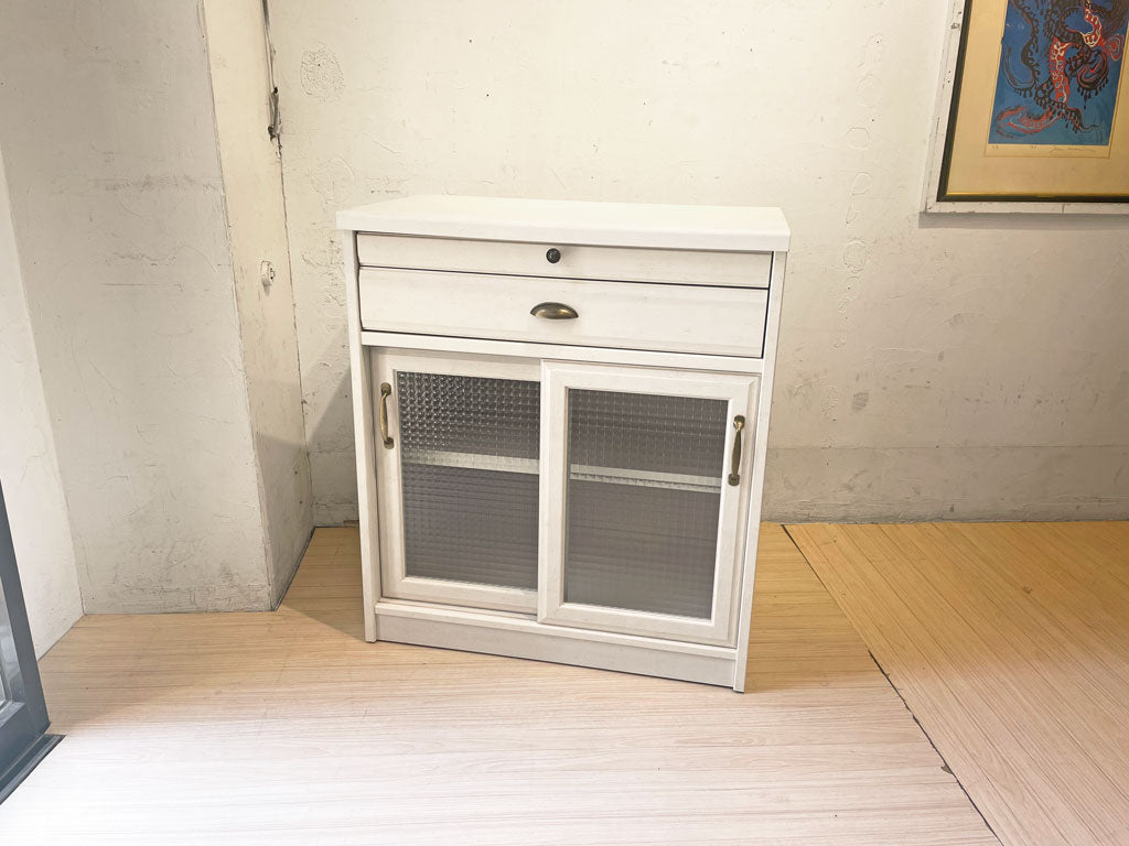 ビーカンパニー B-COMPANY クリチコ CRICHICO キッチンカウンター 食器棚 パイン材 ホワイト スライドテーブル アンティークスタイル 中古品 買い取りしました。