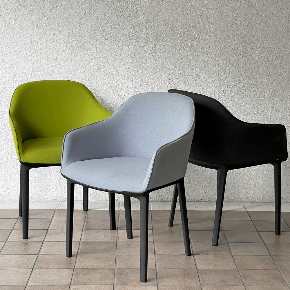  【用賀店】ヴィトラ Vitra ソフトシェル SOFTSHELL アームチェア 4レッグベース ロナン＆エルワン・ブルレック 定価111,100円 ダークグレー、ライトグレー＆グリーン 計3脚 買取させていただきました。