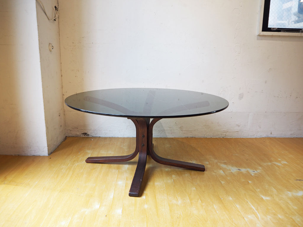 ウエストノーファ Westnofa シエスタ ベントウッド ビーチ材 Bentwood コーヒーテーブル Coffee table 曲木 センターテーブル ノルウェー 中古品 買い取りしました。