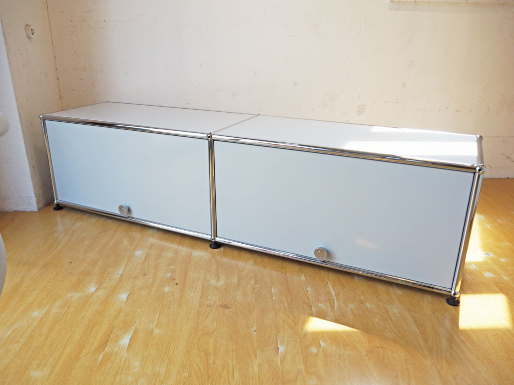 ユーエスエム モジュラーファニチャー USM Haller USMハラー ローボード AVボード フリップアップドア ライトグレー コードホール 中古品 買い取りしました。