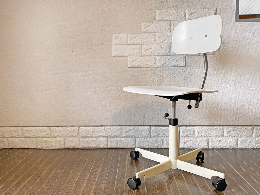 フリッツハンセン Fritz Hansen ケヴィチェア KEVI デスクチェア キャスターベース 旧4本脚 ヨルゲン・ラスムセン デンマーク ビンテージ  中古品  買い取りしました。