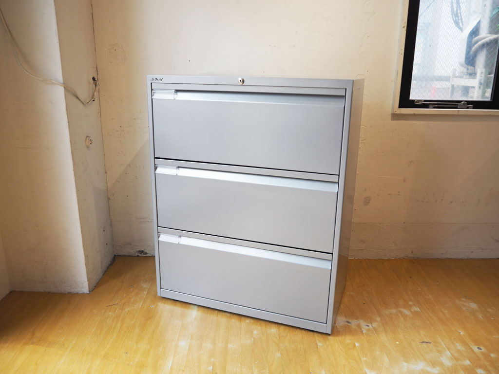 ビスレー BISLEY ラテラル LATERAL ファイリングキャビネット スチール 3段 鍵無 W80cm インダストリアル 中古品 買い取りしました。