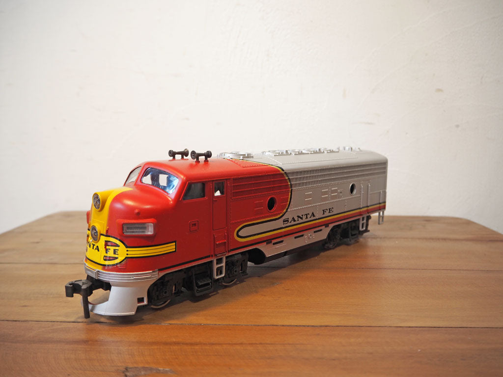 アトラス ATLAS Oゲージ F-9 DIESELLOCO No.6101 SANTA FE サンタフェ鉄道 F9 ディーゼル機関車 元箱 中古品 買い取りしました。