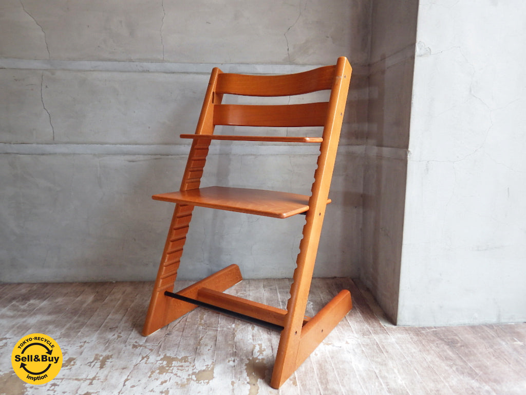 STOKKE ストッケ TRIPP TRAPP 新型 トリップトラップ チェア キッズ ベビーチェアチェリー  中古品 買い取りしました。学芸大学店 出張買取もお任せ下さい。