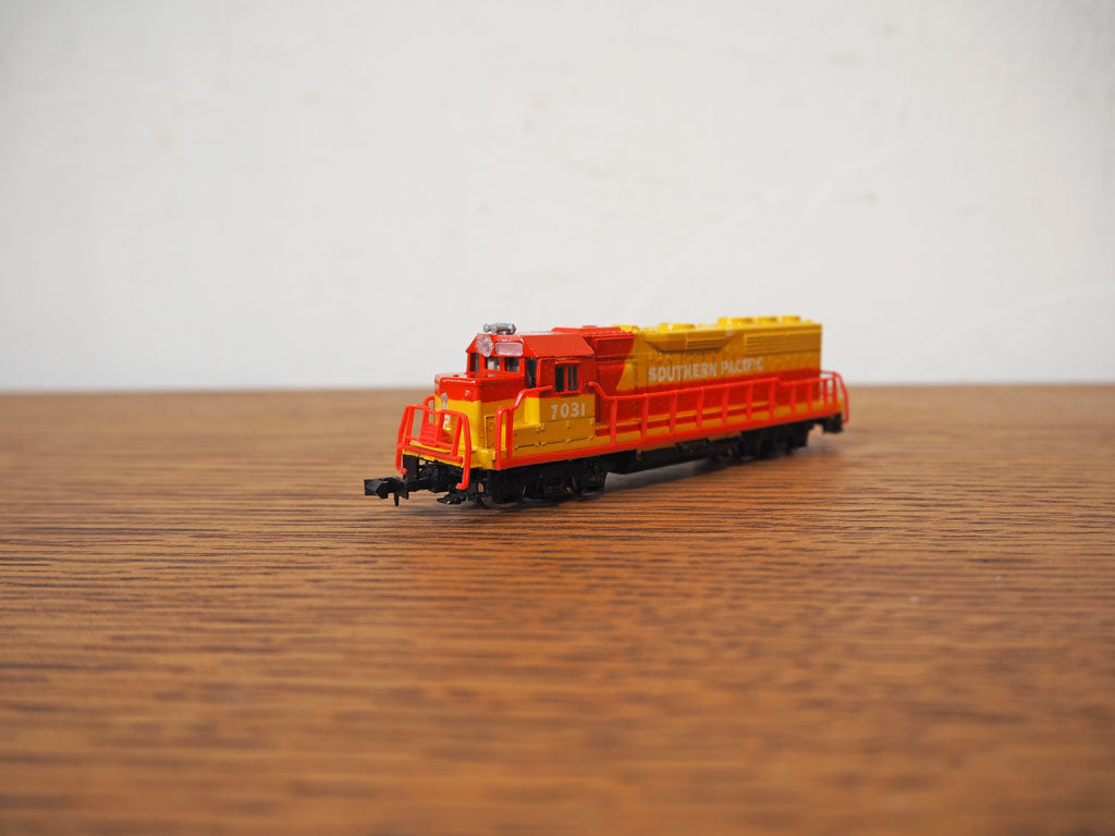 Nゲージ バックマン BACHMANN サザンパシフィック Southern Pacific EMD GP40 DIESEL 機関車 Locomotelive 中古品 買い取りしました。