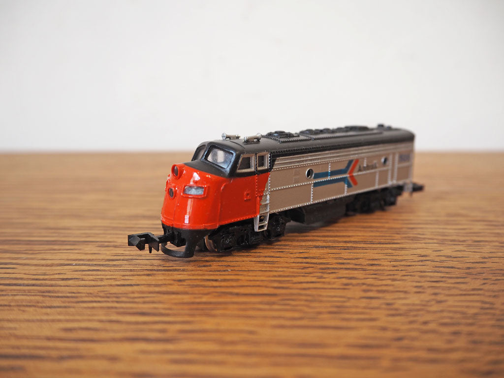 Nゲージ バックマン BACHMANN アムトラック AMTRAK EMD F9 DIESEL 機関車 Locomotelive 中古品 買い取りしました。