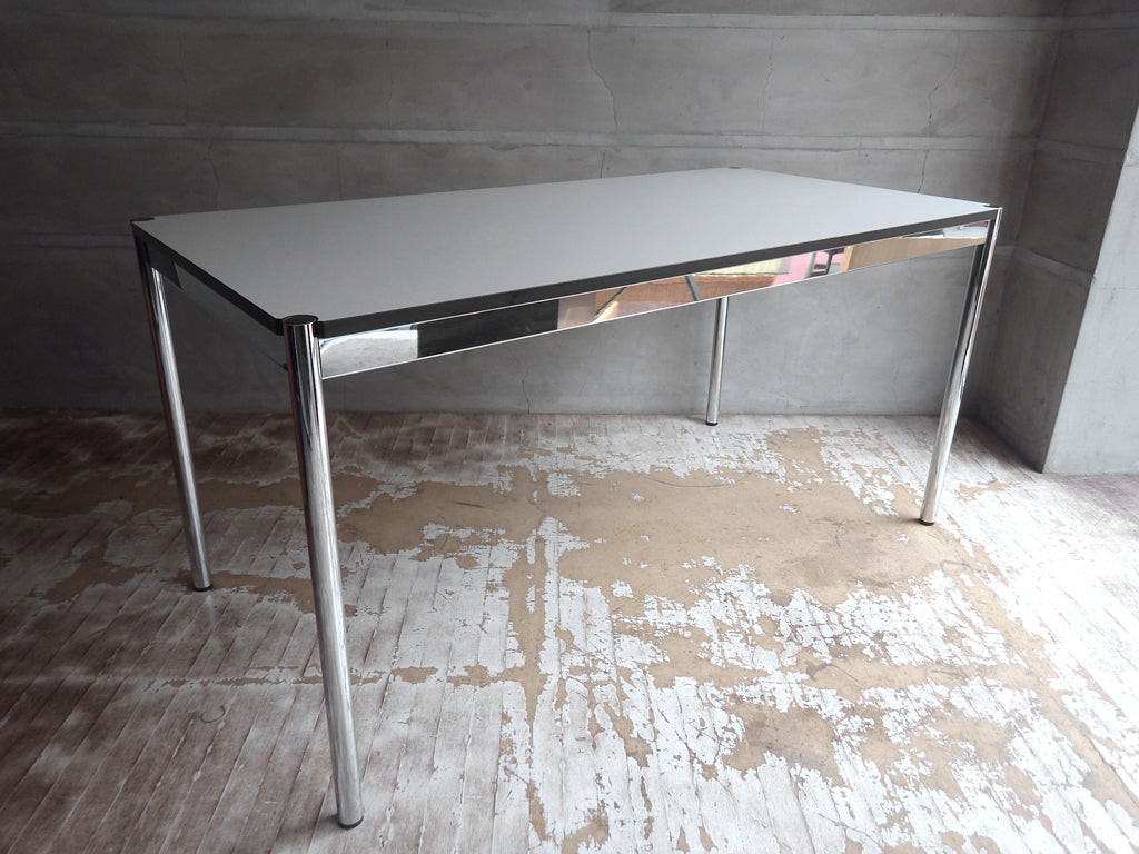 USMモジュラーファニチャー USM Haller USMハラーテーブル ワーキングデスク ダイニングテーブル W150 アジャスター 高さ調整機能付き ホワイト モダンデザイン 中古品 買い取りしました。