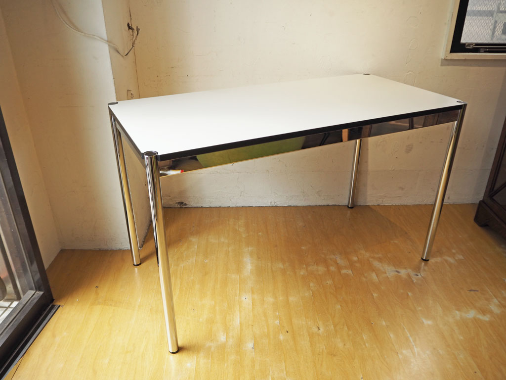 USMモジュラーファニチャー USM Haller USMハラーテーブル ワーキングデスク カンファレンステーブル W125 アジャスター 高さ調整機能付 ホワイト 中古品 買い取りしました。