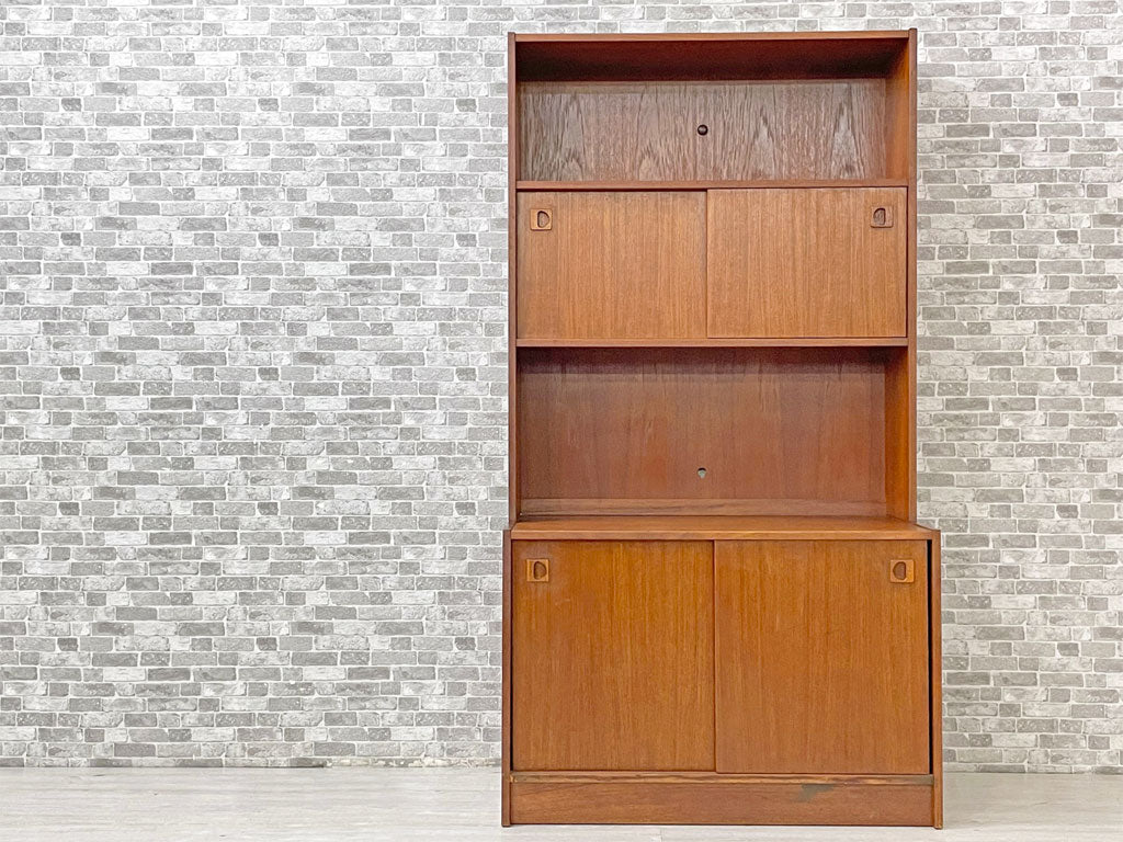 デンマークビンテージ Danish Vintage チーク材 カップボード キャビネット ブックシェルフ 食器棚 本棚 飾り棚 北欧家具 中古品 買い取りしました。