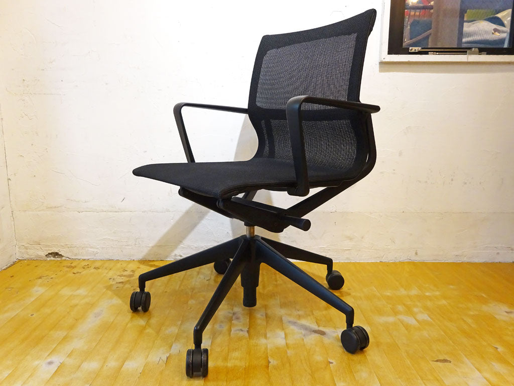ヴィトラ vitra フィジックス Physix デスクチェア トリオニット TrioKnit ソフトグレー アルベルト・メダ キャスターベース 昇降機能 リクライニングロック 定価約13万円 中古品 買い取りしました。
