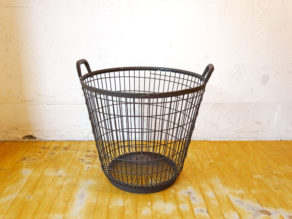 ビンテージ ワイヤー ラウンド バスケット ランドリーボックス アイアン 直径52ｃｍ 中古品 買い取りしました。