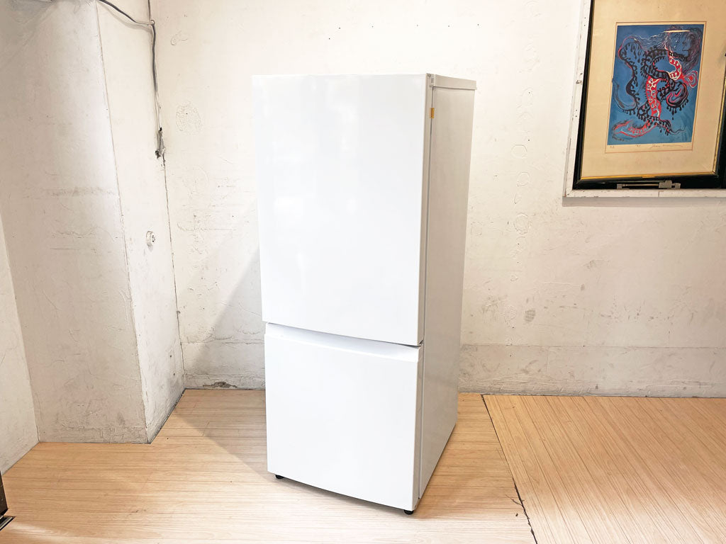 タグレーベル バイ アマダナ TAG label by amadana 冷蔵庫 右開き ボトムフリーザー タイプ 154リットル 2021年製 AT-RF150-WH 中古品 買い取りしました。