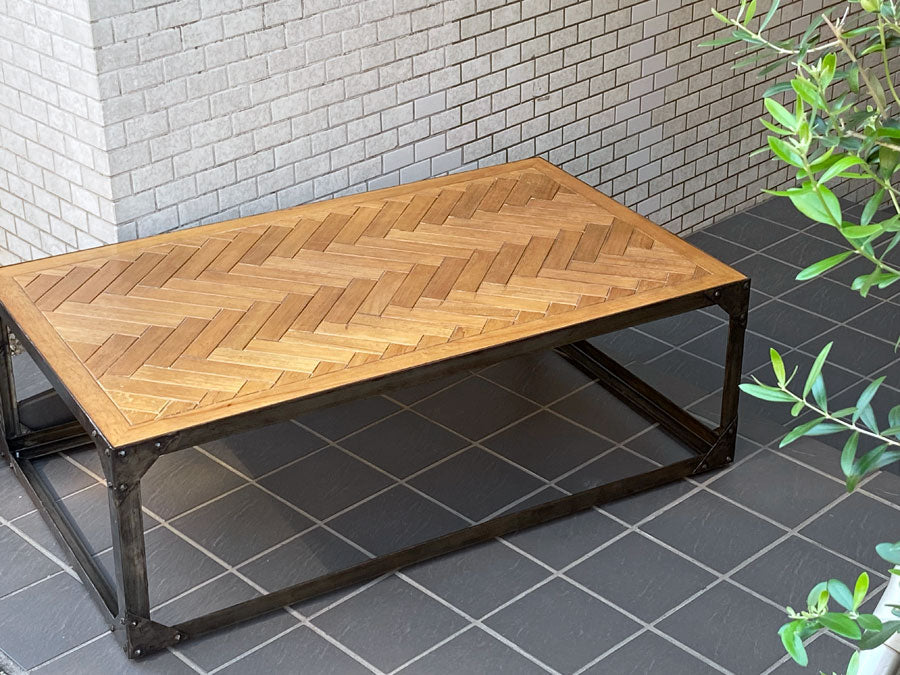 フライミーファクトリー FLYMEe Factory コーヒーテーブル Coffee Table ヘリンボーン アイアンフレーム ～素材が引き立て合う表情～