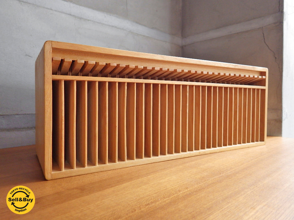 ヴィンテージ CDラック CD DVD 収納 レトロ 壁掛け 　中古品 買い取りしました。学芸大学店 出張買取もお任せ下さい。