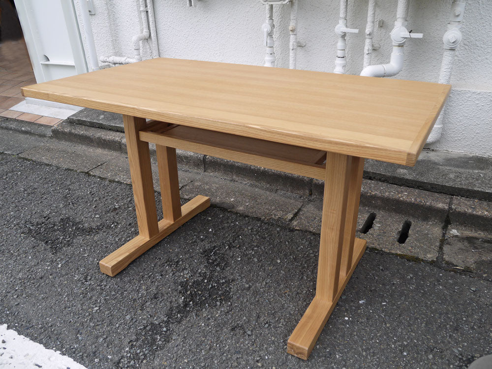 リラックスフォーム RELAX FORM アモール Amor リビングダイニングテーブル タモ材 ナチュラルカラー 中古品 買い取りしました。