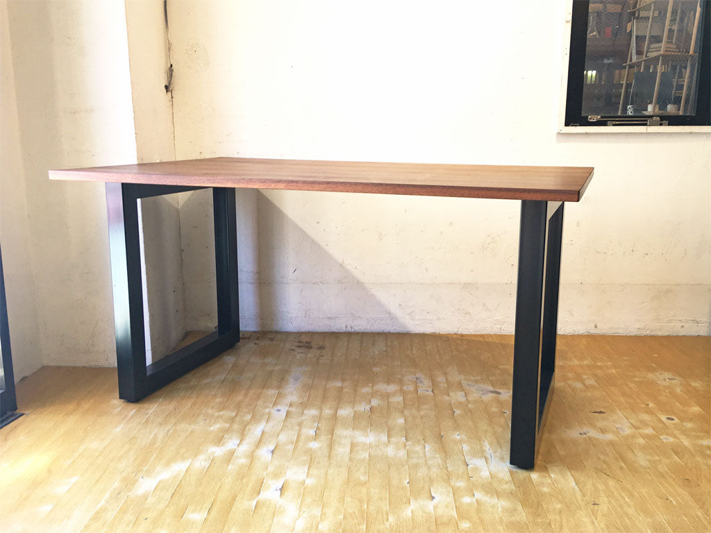 マスターウォール MASTERWAL ワイルドウッド ダイニングテーブル WILD WOOD DINING TABLE ウォールナット無垢材 スチールレッグ 中古品 買い取りしました。