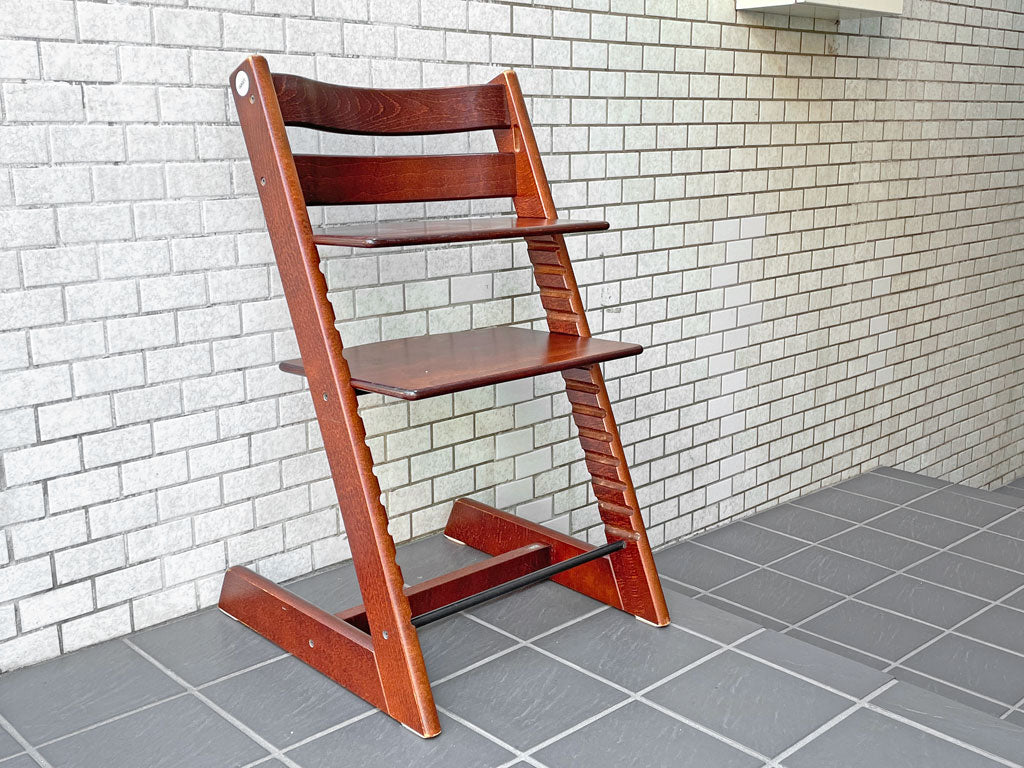 ストッケ STOKKE トリップトラップ TRIPP TRAPP ベビーチェア キッズチェア ダークブラウン 高さ調整可 ノルウェー 北欧家具 中古品 買い取りしました。
