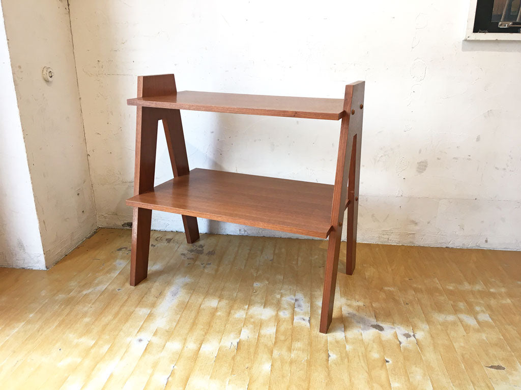 オリジナルデザイン 木製 2段 ラダーシェルフ オープンラック 飾り棚 ミニシェルフ B 中古品 買い取りしました。