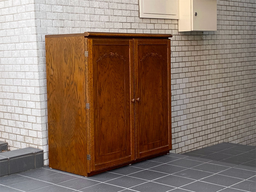 三越家具 ブルージュ Brugge キャビネット オーク材 クラシカルスタイル 英国カントリースタイル ジャパンビンテージ 中古品 買い取りしました。