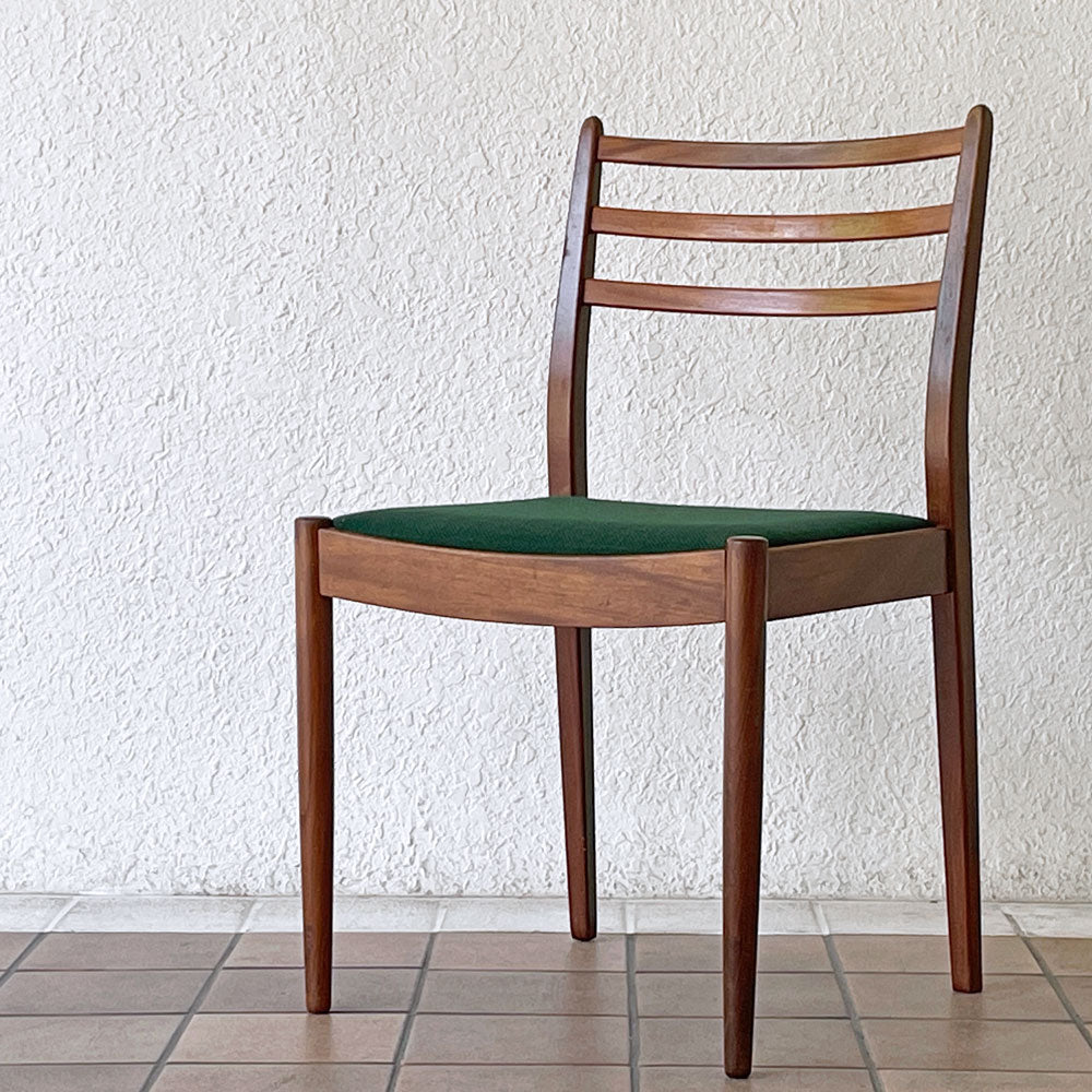  【用賀店】エベネゼルグーム Ebenezer Gomme ジープラン G-PLAN チーク材 ダイニングチェア Victor Wilkins 英国 UKビンテージ A&B 計2脚 買取させていただきました。