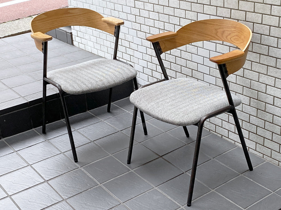 アデペシュ a.depeche ダニス danis ショートアームチェア short arm chair ダイニングチェア へリンボーンチャコールグレー スチールフレーム ブルックリンスタイル 　中古品 買い取りしました。