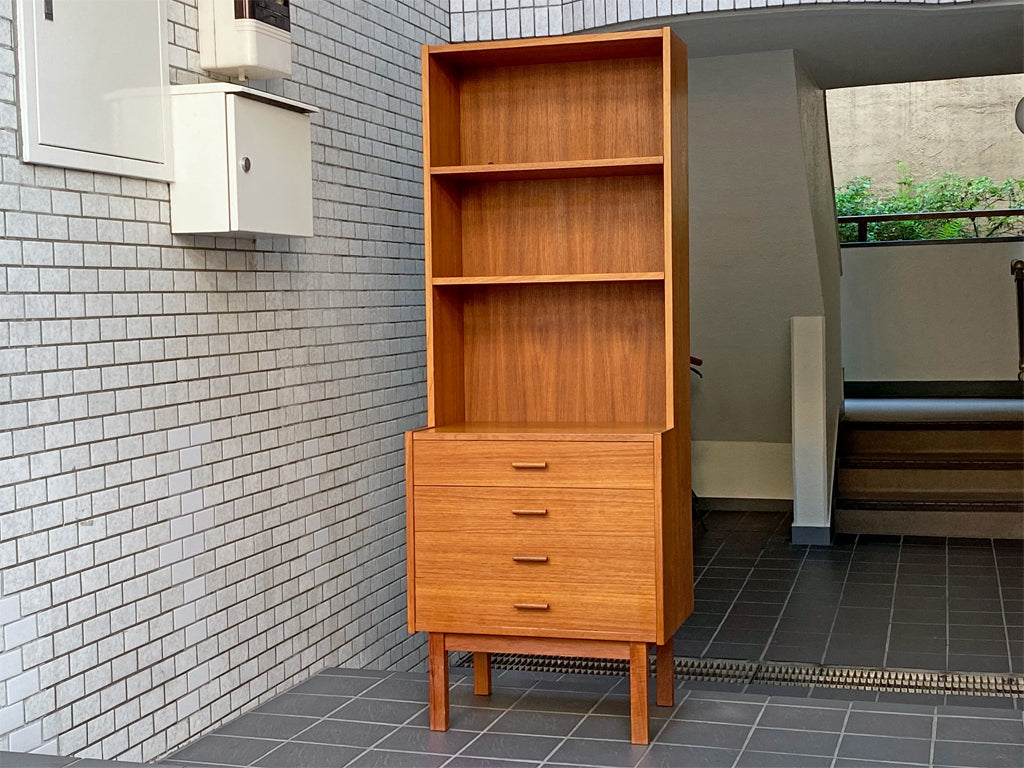 スウェーデン製 ビンテージ チーク材 ブックシェルフ チェスト スリムキャビネット 幅60cm 北欧家具 　中古品 買い取りしました。
