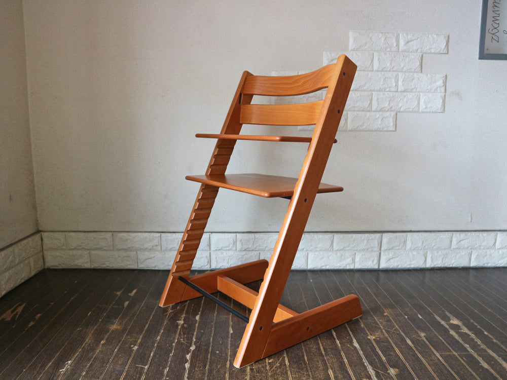 ストッケ STOKKE トリップトラップ TRIPP TRAPP 新型初期 チェリー ベビーチェア キッズチェア ノルウェー 廃番カラー　中古品  買い取りしました。