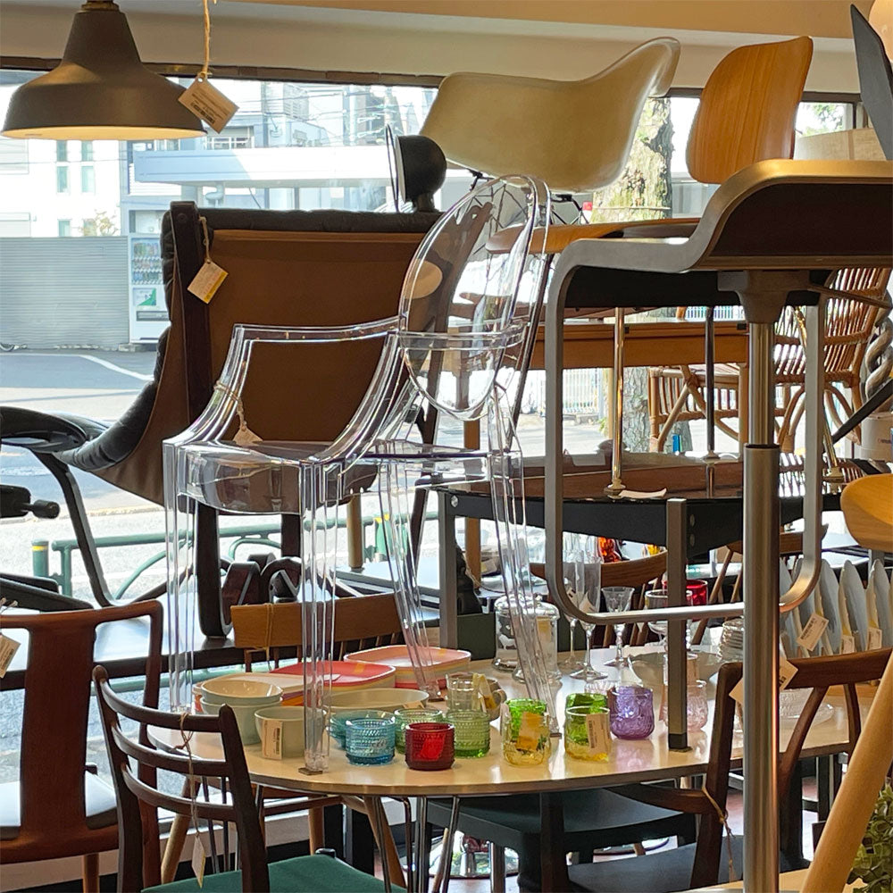 用賀店今月の店内紹介　～肌を撫でる風に、ぬくもりを求めて～