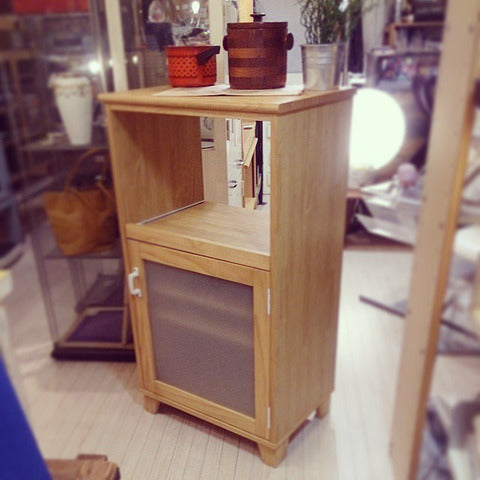 パイン材の持つ温もりでキッチンを明るく♪～Momo Natural モモナチュラルのパイン材 ＬＡＮＤシリーズ レンジボード 【買取＆販売＆レンタル】